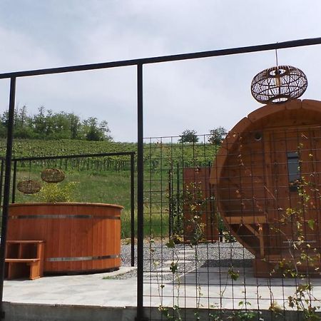 Montegrosso dʼAsti Sotto La Vigna Charm Stay Adults Only Vacation Suite מראה חיצוני תמונה