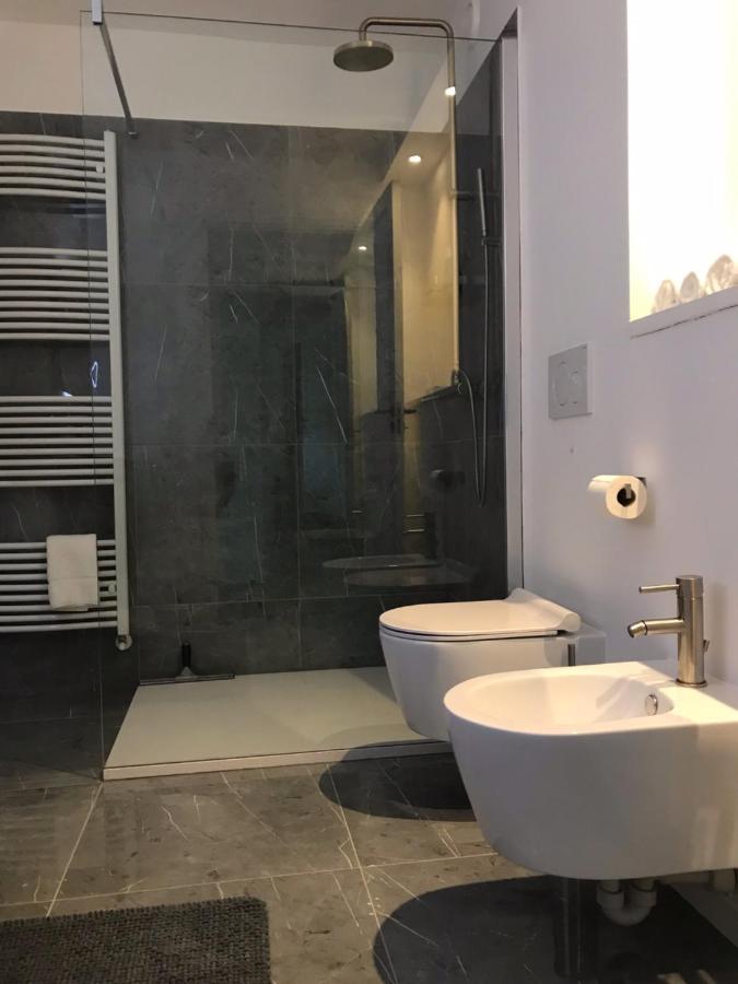 Montegrosso dʼAsti Sotto La Vigna Charm Stay Adults Only Vacation Suite מראה חיצוני תמונה