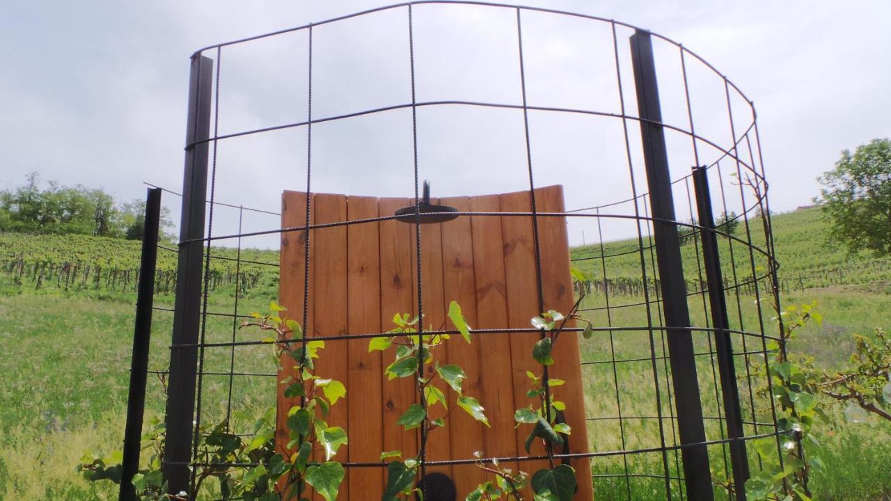 Montegrosso dʼAsti Sotto La Vigna Charm Stay Adults Only Vacation Suite מראה חיצוני תמונה